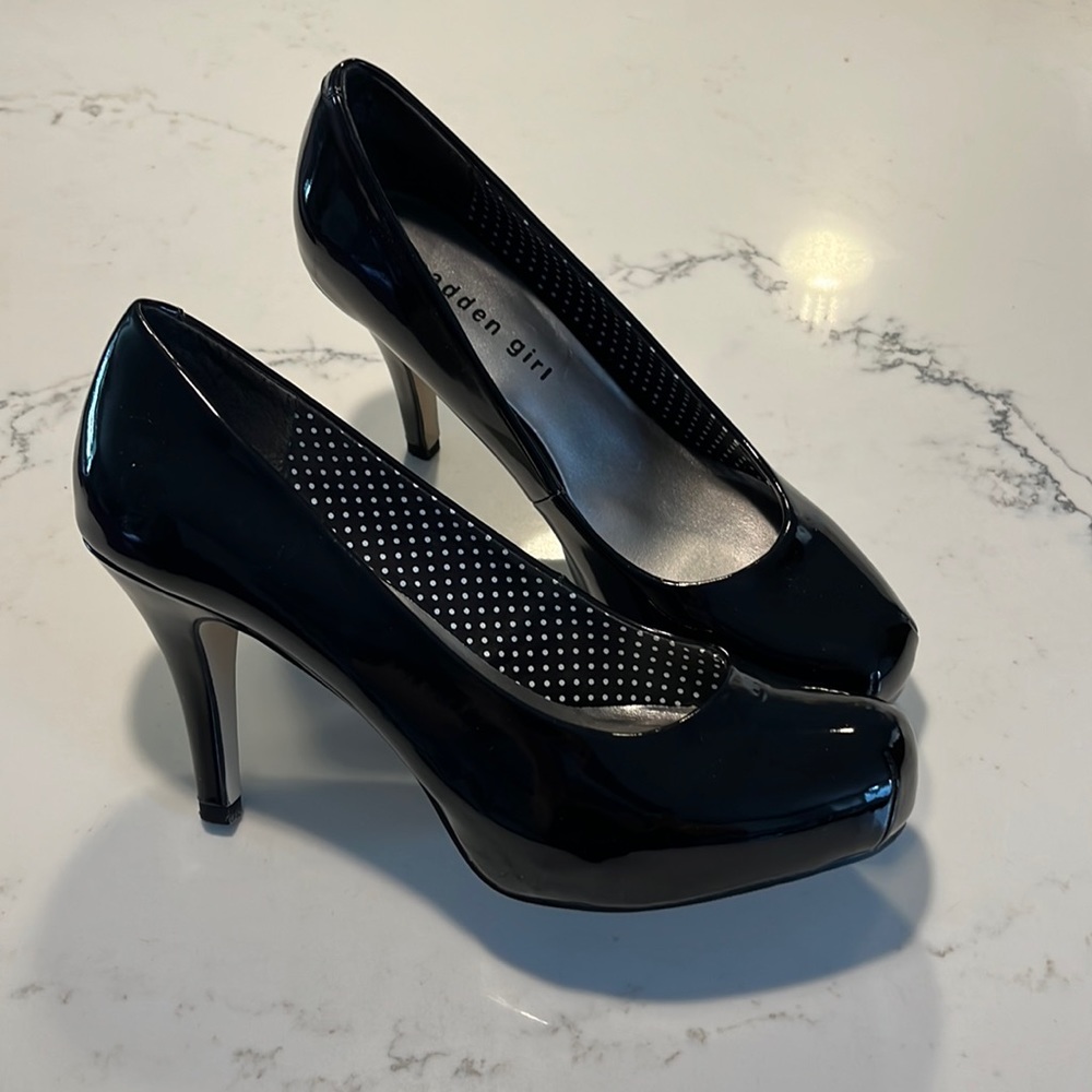 Madden Girl Black Platform Shoes Women 7